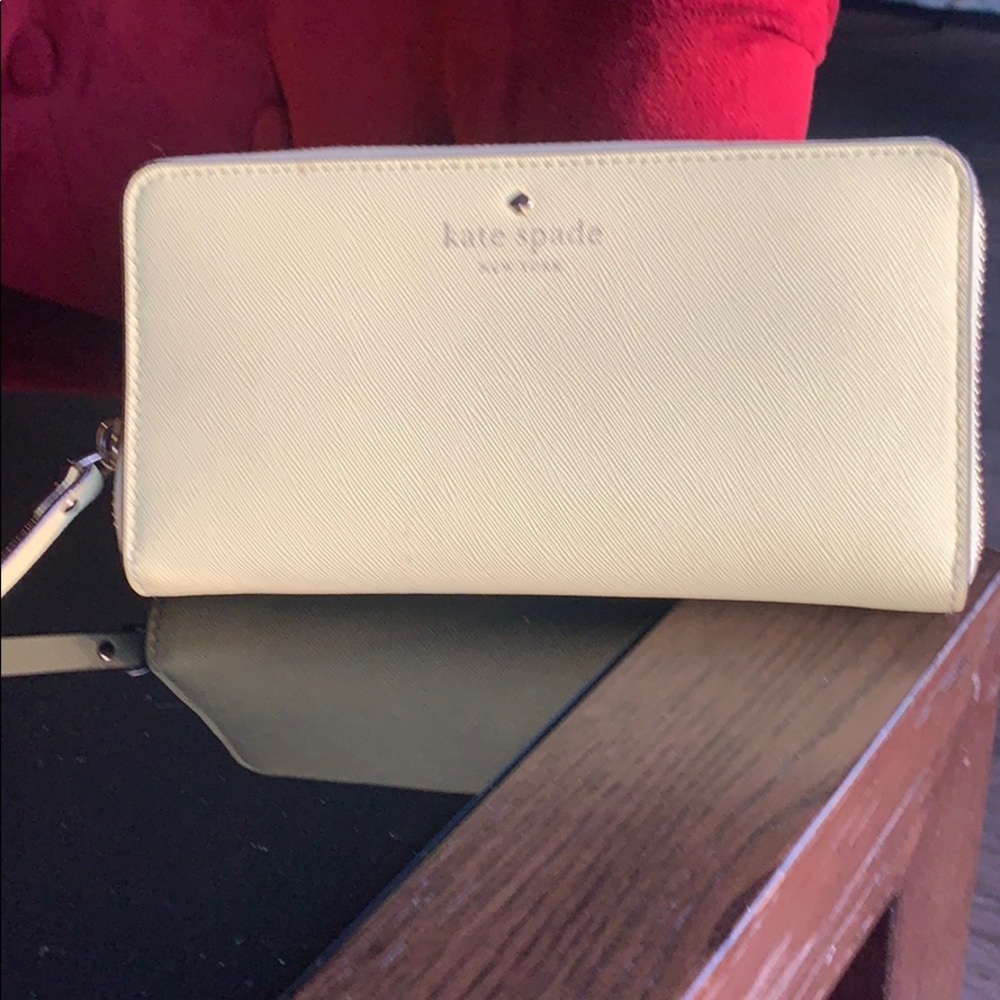 Kate Spade Wallet NWOT